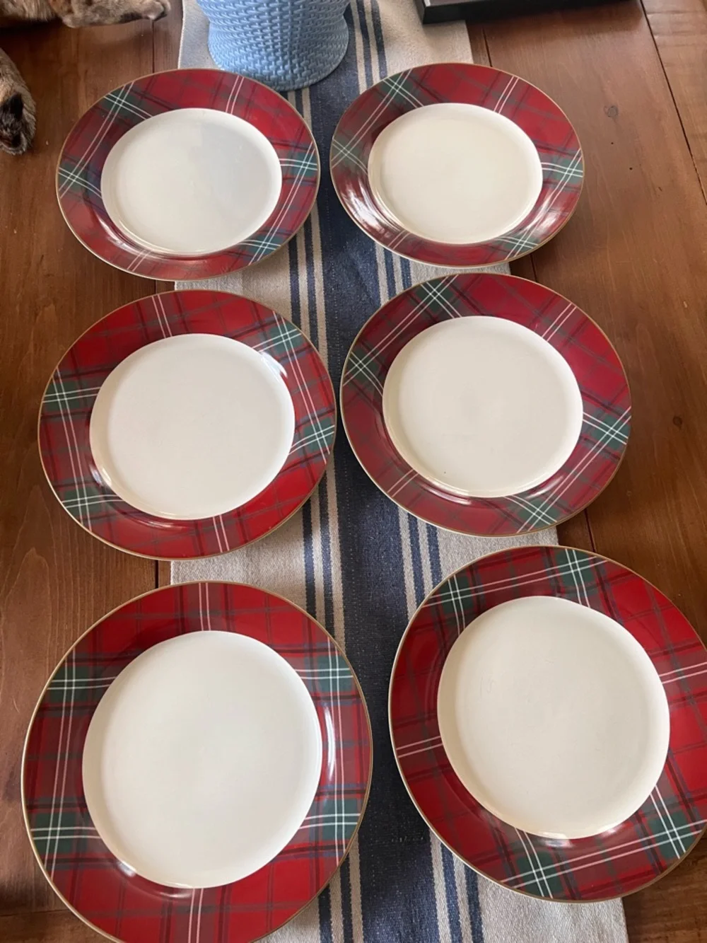 6 Williams Sonoma Red Tartan Dinner Plates Gold Rim